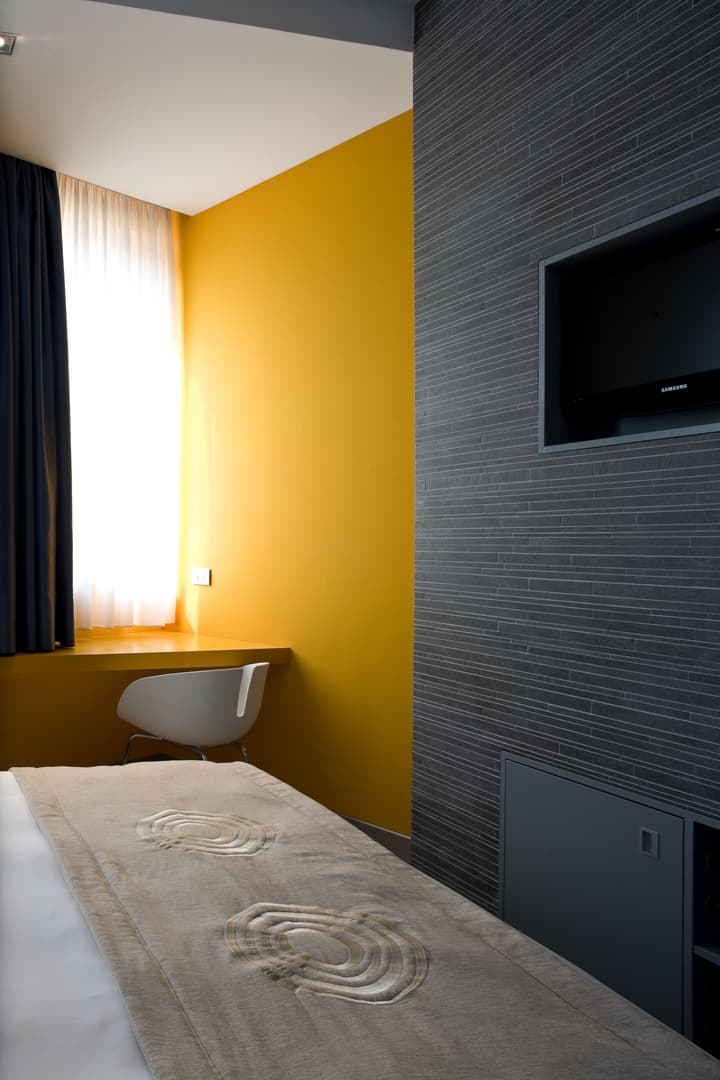 Eos Hotel