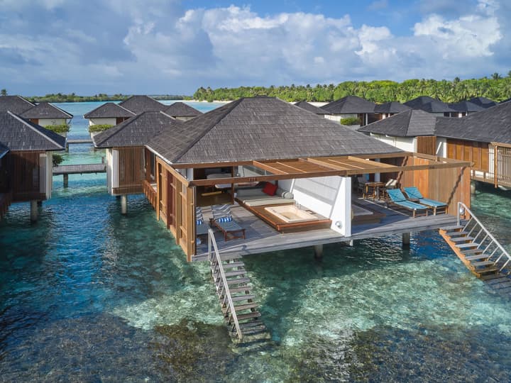 Villa Nautica Paradise Island Resort