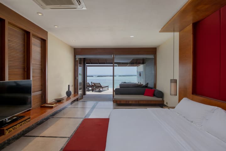 Villa Nautica Paradise Island Resort