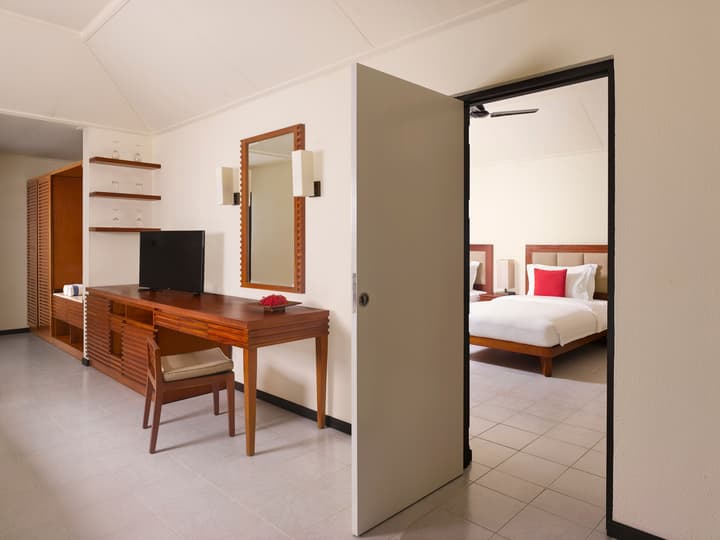 Villa Nautica Paradise Island Resort