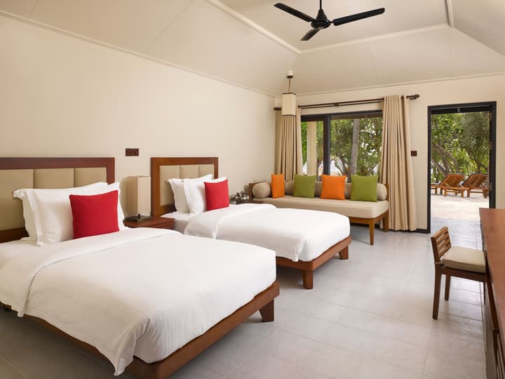 Villa Nautica Paradise Island Resort