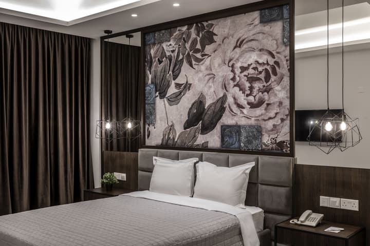 Almond Business Hotel