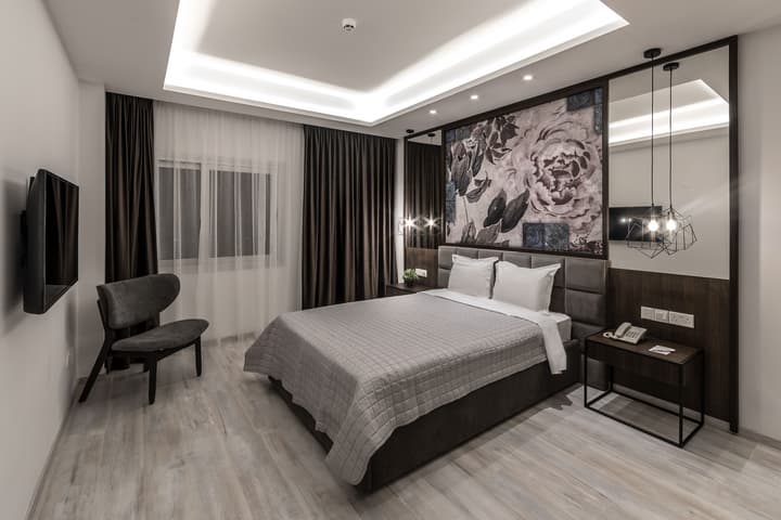 Almond Business Hotel