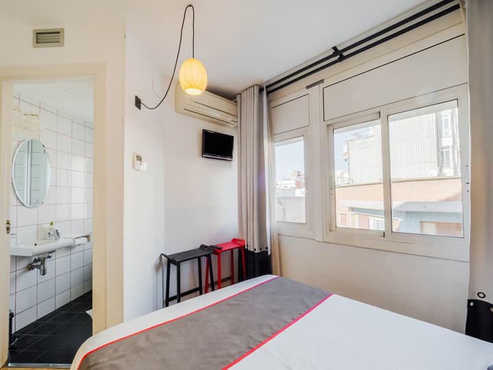 Hostal Athenas