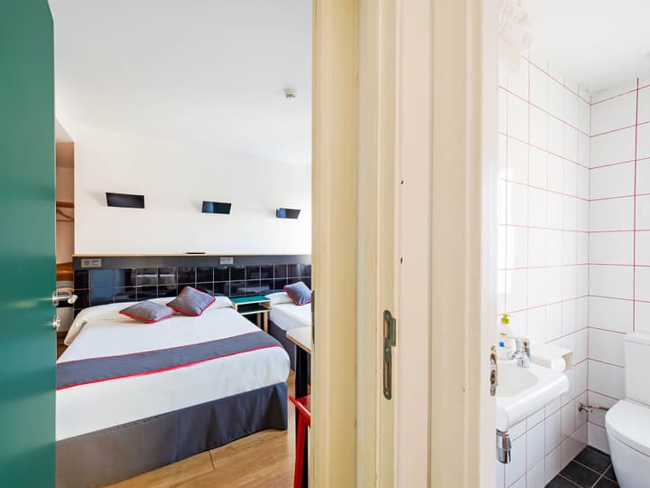 Hostal Athenas