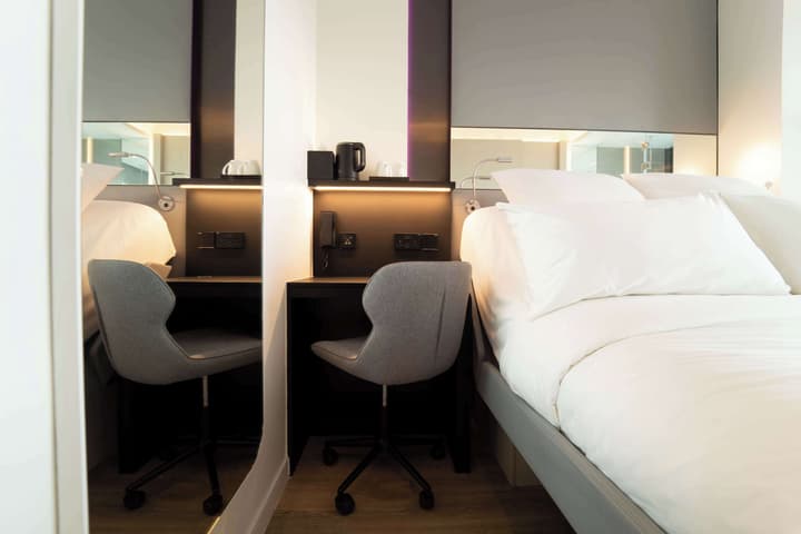 YOTEL Singapore Orchard Road