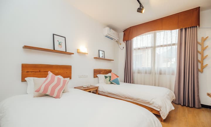 Zhang Jiajie Zhijue Art Hotel