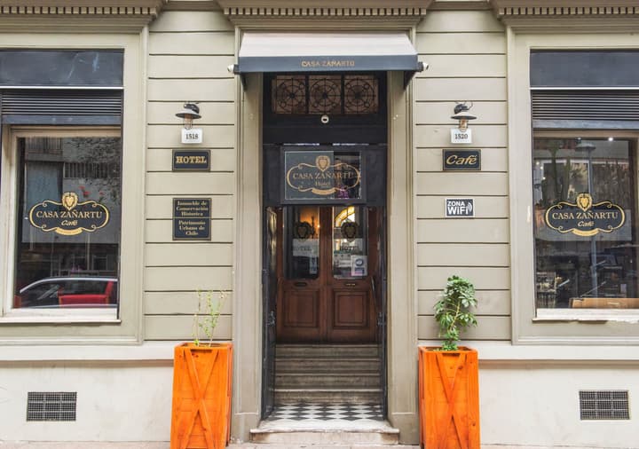 Hotel Casa Zañartu