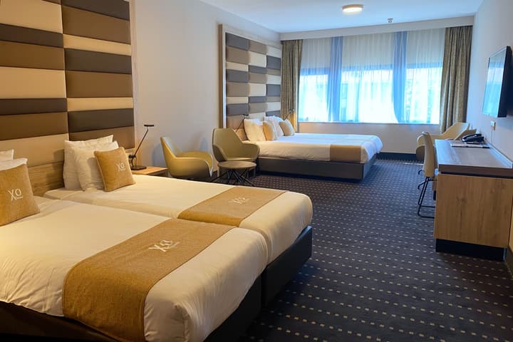 XO Hotels Blue Square