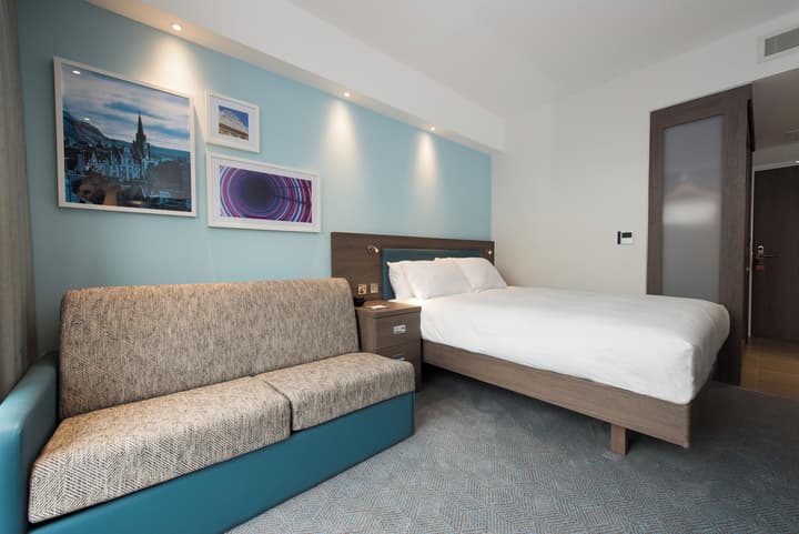 Hampton by Hilton Edinburgh West End