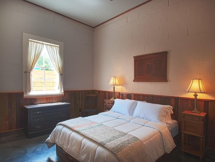 Inn at the Old Jail