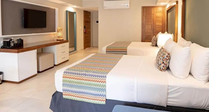 Emotions by Hodelpa Puerto Plata - All Inclusive