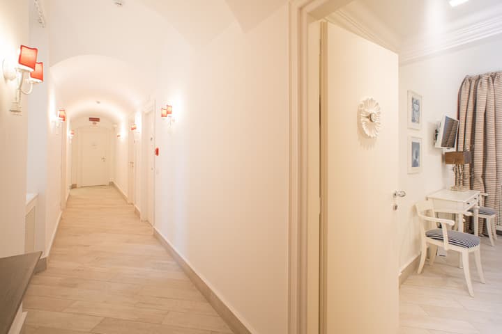 Marina Hotel Charming Rooms