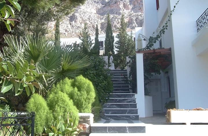 Oasis Hotel