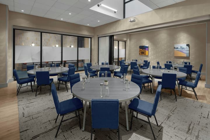 Courtyard by Marriott New York World Trade Center Area