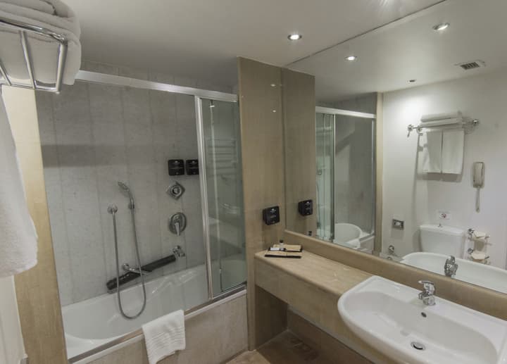 Capsis Bristol Boutique Hotel