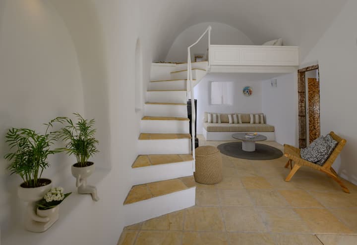 Nano Oia Villas