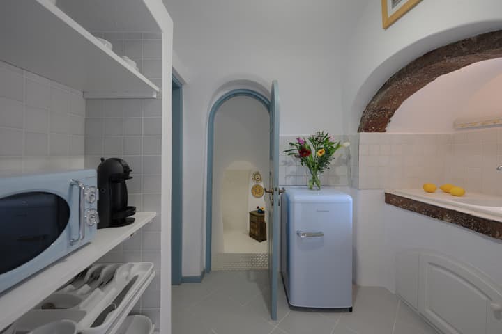Nano Oia Villas
