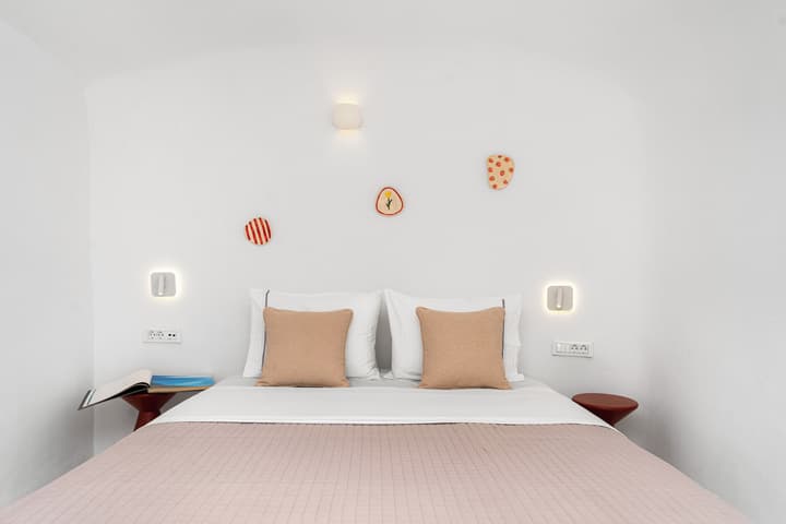 Nano Oia Villas