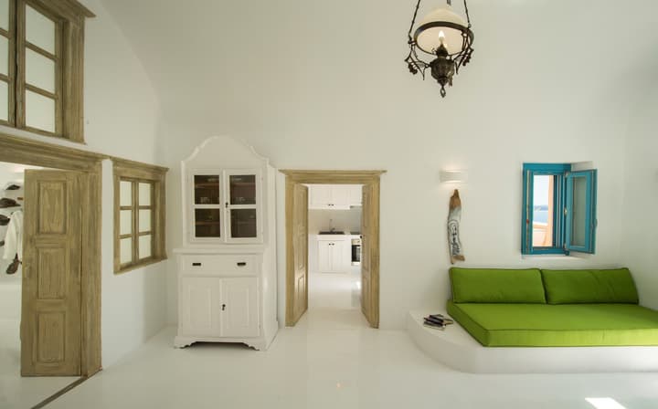 Nano Oia Villas