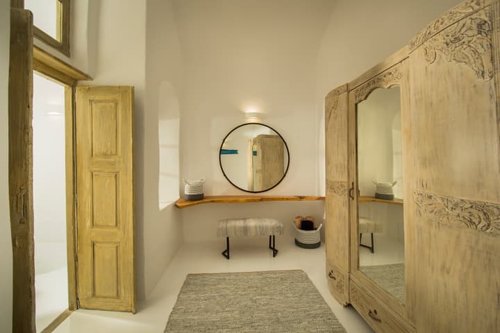 Nano Oia Villas