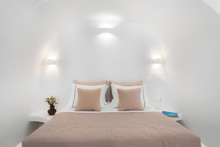 Nano Oia Villas