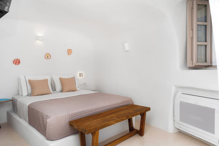 Nano Oia Villas