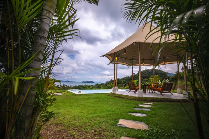 9 Hornbills Tented Camp