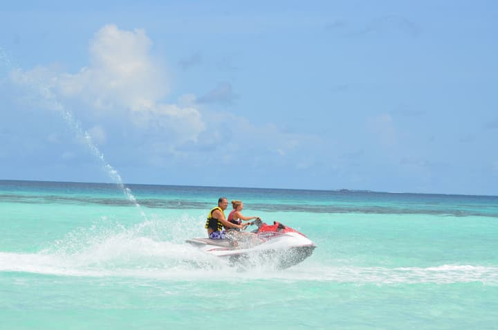 Holiday Haven Ukulhas