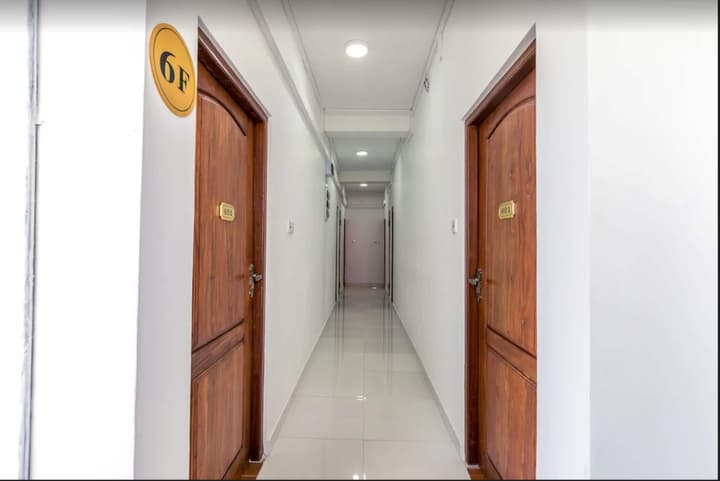 Metro Port City Hotel