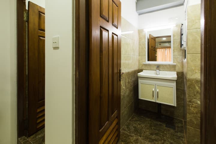 Metro Port City Hotel