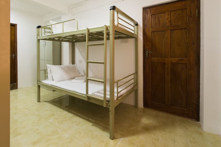 Metro Port City Hotel