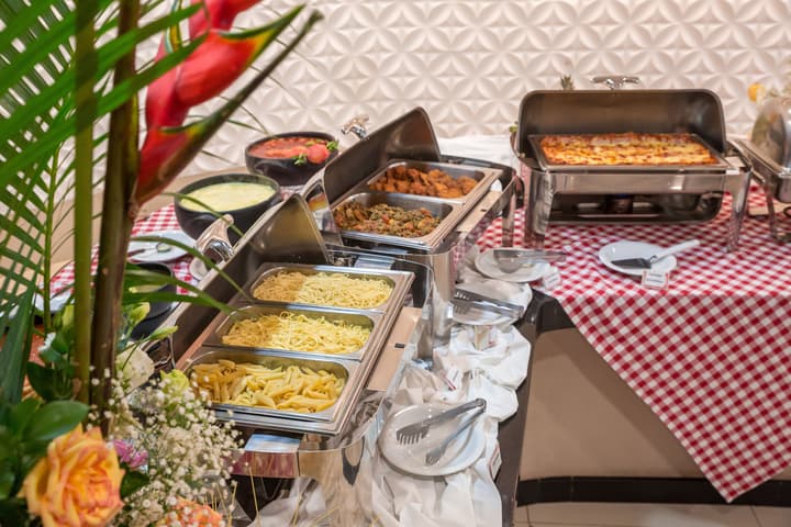 Floral Inn Family Hotel