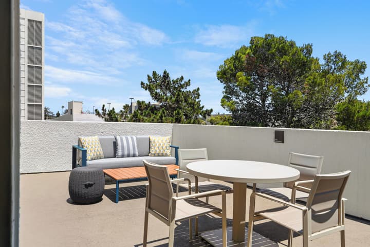 Gateway Hotel Santa Monica