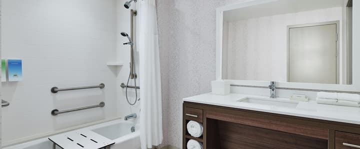 Home2 Suites by Hilton Chicago McCormick Place