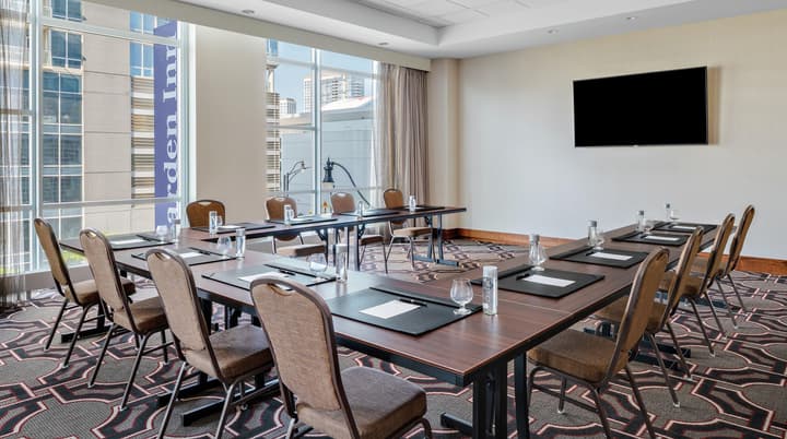 Home2 Suites by Hilton Chicago McCormick Place