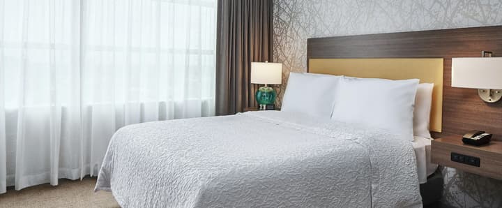 Home2 Suites by Hilton Chicago McCormick Place