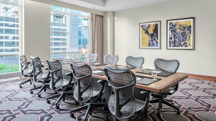 Home2 Suites by Hilton Chicago McCormick Place