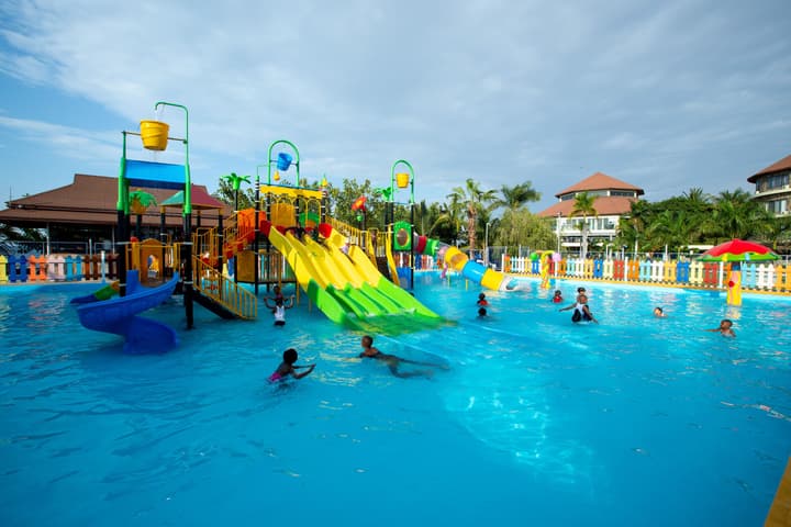 Malaika Beach Resort