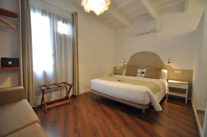 Port Antic Ciutadella  by My Rooms Hotels