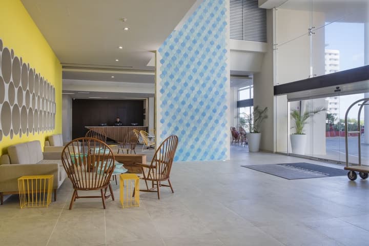 Krystal Urban Cancun Centro