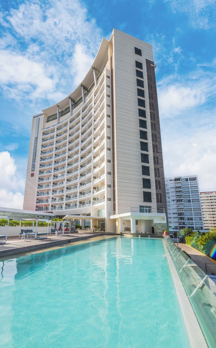 Krystal Urban Cancun & Beach Club