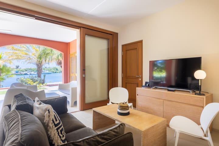 Spanish Water Apartments