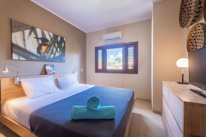 Spanish Water Apartments