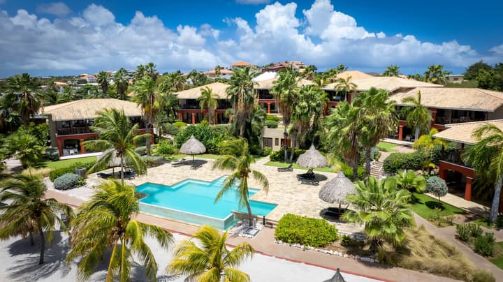 Spanish Water Apartments