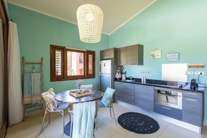 Spanish Water Apartments