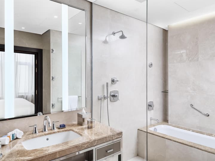 The Hotel Galleria Jeddah, Curio Collection by Hilton