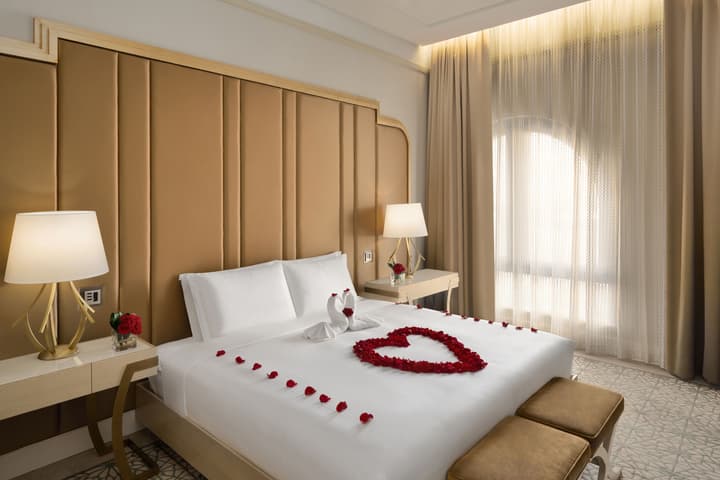 The Hotel Galleria Jeddah, Curio Collection by Hilton