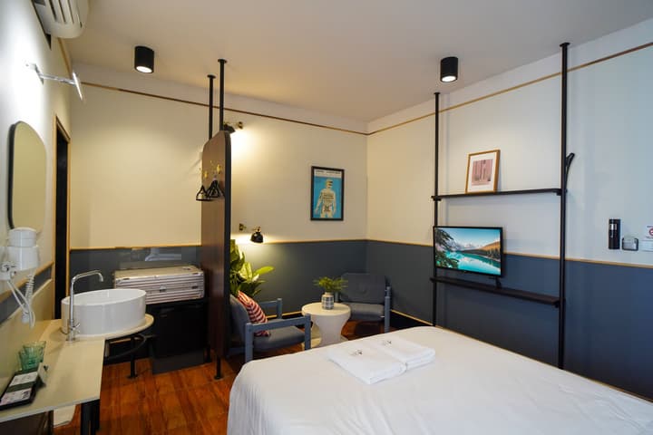 Josh Hotel