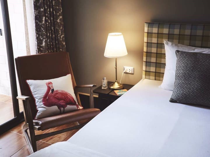 Josh Hotel